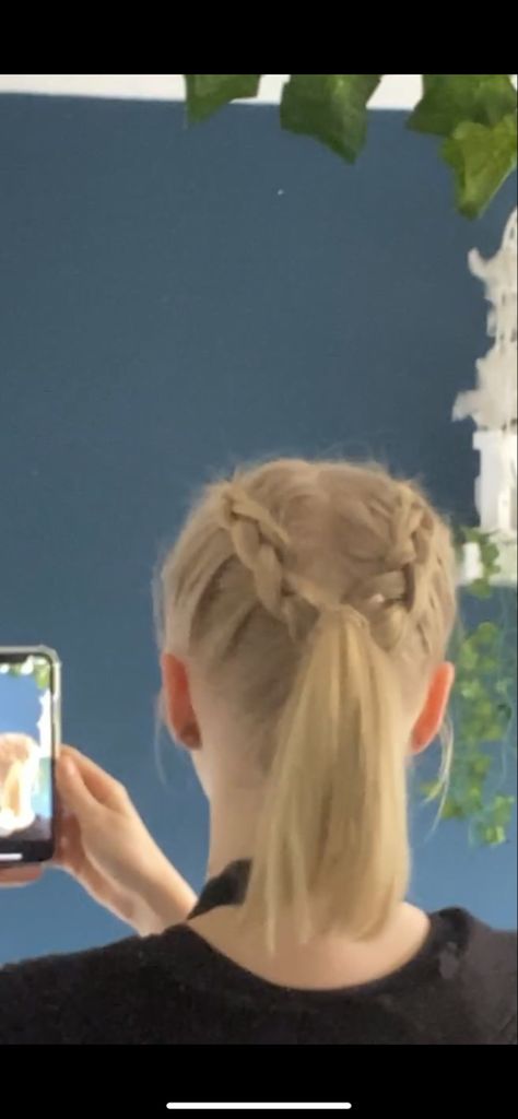 Figure Skating Hairstyles For Short Hair, Hairstyles For Figure Skating, Figure Skating Hairstyles Competition, Braids To Ponytail, Comp Hairstyles, Figure Skating Hairstyles, Skating Hairstyles, Figure Skating Hair, Skate Shorts