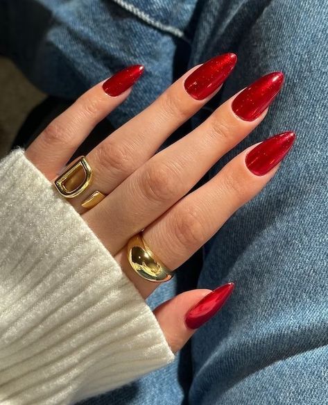 Pointy Red Acrylic Nails, Red And Green Chrome Nails, Red Sparkle Nails Acrylic, Red Chrome Nails Almond, Holiday Nails 2024, Red Acrylic Nails Almond, Christmas Nail Designs Red, Christmas Nail Sets, Nails Red And Gold