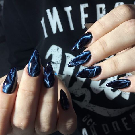 Simple Dark Nails, Lighting Nails, Sweetie Nails, Lightning Nails, Nails Festival, Blue Stiletto Nails, Rave Nails, Witchy Nails, Makeup Nails Art