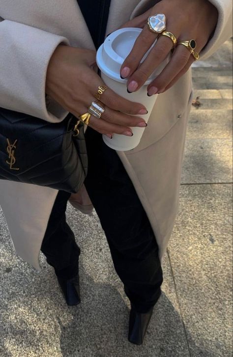 Beige Outfit, Fall Fits, Winter Fits, Mode Vintage, Instagram Inspiration, Autumn Winter Fashion, Fashion Inspo Outfits, Winter Fashion, Fall Outfits