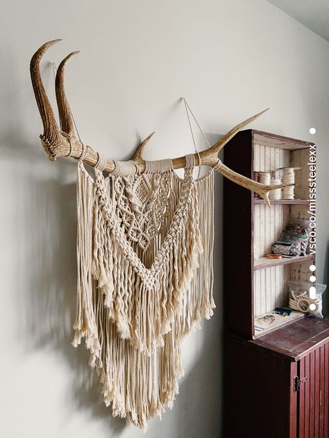 Sweet passion 💕 #macrame #antlermacrame #elkantlermacrame #macramewallhanging #antlerdecor Macrame With Antlers, Deer Antler Macrame, Elk Antler Macrame, Antler Macrame, Elk Shed Macrame, Antler Wall Hanging, Macrame Deer Antlers Wall Hangings, Macrame Wall Hanger, Macrame Wall Hanging Tutorial