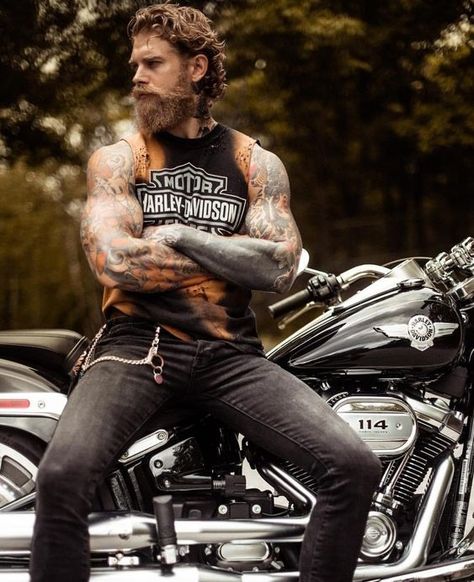 Josh Mario John, Men's Long Hairstyles, Biker Men, Rugged Men, Mens Fashion Rugged, Biker Life, Rugged Style, Long Hairstyles, Biker Style