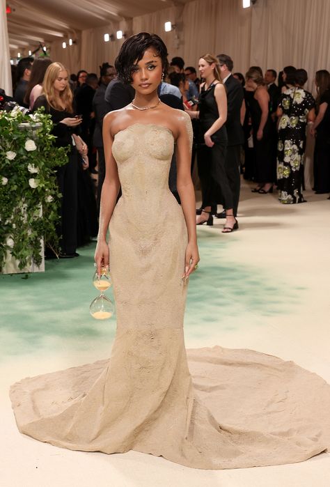 The 2024 Met Gala Looks We'll Be Talking About for Years | Who What Wear Tyla Met Gala 2024, Tyla Met Gala, Met Gala 2024, Gown Sketch, Best Met Gala Looks, Gala Outfits, Celebrity Event, Met Gala Outfits, Met Gala Dresses