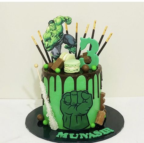 Hulk Drip Cake, The Hulk Cake, Hulk Cake Ideas, Hulk Birthday Cake, Architecture Cake, Hulk Birthday Cakes, Minecraft Cake Designs, Hulk Cake, Hulk Birthday Parties