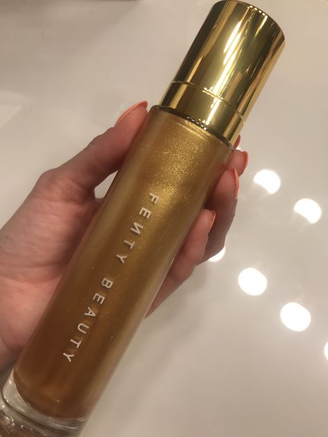 Golden , shimmer , fenty beauty Lava, trophy wife . Follow my Instagram for more @melibeautii Date Night Makeup, Beauty Body, Fenty Beauty, Makeup, Beauty