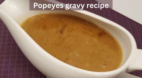 Popeye's cajun gravy recipe Copycat Popeyes Gravy, Popeyes Mashed Potatoes And Gravy, Popeyes Cajun Gravy Recipe, Mashed Potato Gravy Recipe, Popeyes Gravy Recipe, Cajun Gravy Recipe, Cajun Gravy, Louisiana Fried Chicken, Salsa Gravy