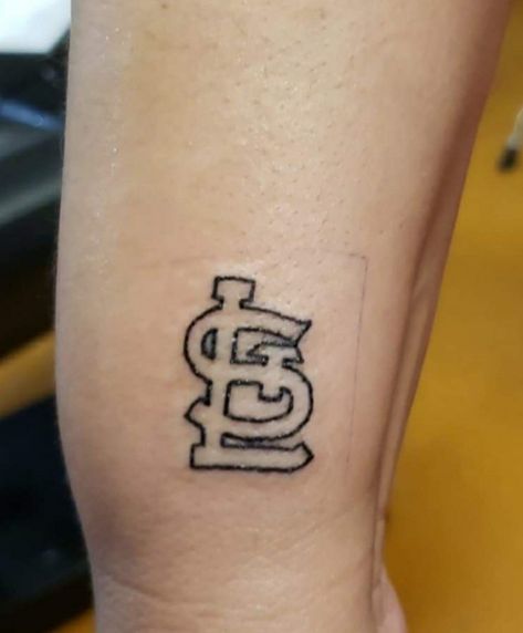 St Louis Tattoo Ideas, St Louis Cardinals Tattoo, St Louis Tattoo, Cardinals Tattoo, Cardinal Tattoos, Dainty Tattoos, Makeup Clothes, Tattoo Sleeve, St Louis Cardinals