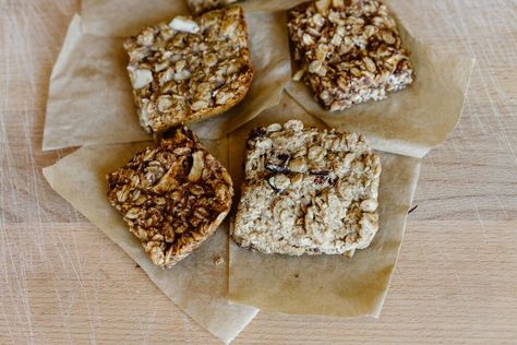 Copycat Bobo Bars Oat Bar Recipes, Almond Crunch, Dairy Free Snacks, Chocolate Chip Bars, Healthy Bars, Oat Bars, Breakfast Bars, Peanut Butter Chocolate Chip, Breakfast On The Go