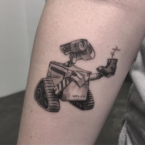 Wall E Tattoo, Photoshop Tattoo, Robot Tattoo, Tattoo Girl Wallpaper, Tattoos For Girls, Instagram Wall, Sibling Tattoos, E Tattoo, Wall Tattoo