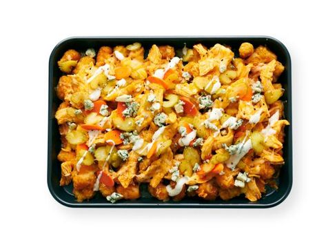 Buffalo Chicken Totchos, Chicken Totchos, Totchos Recipe, Football Finger Foods, Buffalo Chicken Nachos, Football Party Food, Food Network Magazine, Tater Tots, Game Day Food