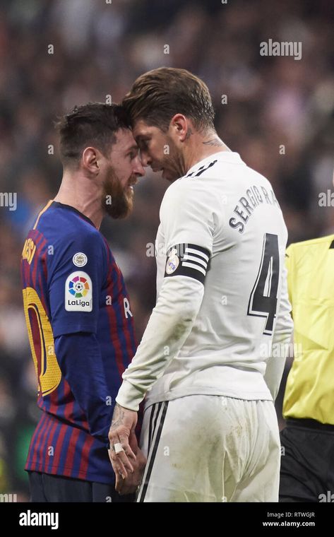 Santiago Bernabeu Stadium, Bernabeu Stadium, Barcelona Vs Real Madrid, Sergi Roberto, Jordi Alba, Football Or Soccer, Messi Vs, Team Goals, Cristiano Ronaldo Lionel Messi