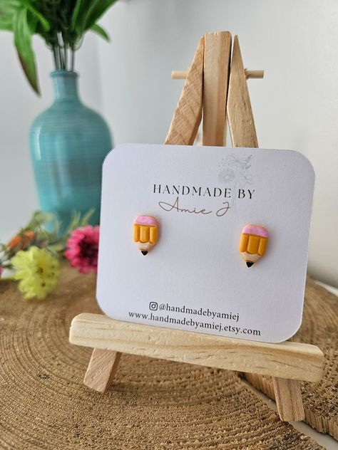 Pencil Studs teacher Gift - Etsy

Polymer clay earrings Matching Bookmarks, Graduating Teacher, The School, Teacher Gift, Polymer Clay Earrings, School Year, Jewelry Earrings Studs, Clay Earrings, Teacher Gifts