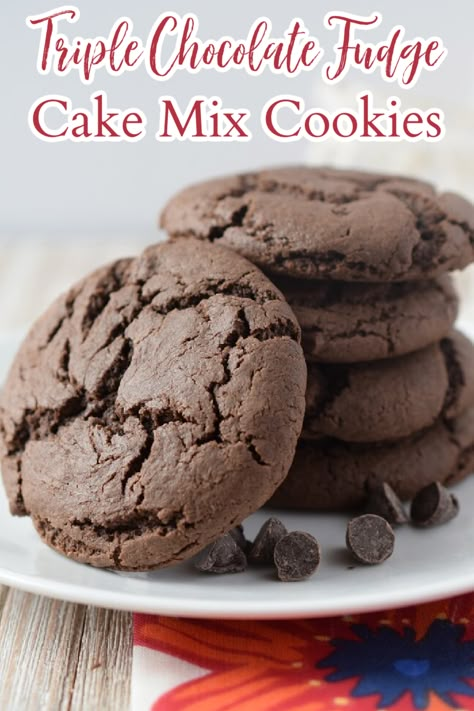 Triple Chocolate Fudge Cake Mix Cookies - An easy dessert made with just 3 ingredients! These cookies are the best! Cake Mix Cookies | Chocolate Cake Mix Cookies | Chocolate Cookie Recipe Triple Chocolate Fudge Cake Mix Cookies, Chocolate Fudge Cake Mix Cookies, Triple Chocolate Fudge Cake, Jar Cookies, Brownie Mix Cookies, Recipes Using Cake Mix, Cake Box Cookies, Chocolate Cake Mix Cookies, Cake Batter Cookies