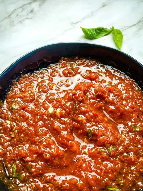 Pepperoni Sauce, Roman Pizza Recipe, Italian Pizza Sauce, Italian Pizza Sauce Recipe, Neopolitan Pizza Topping, Red Sauce Pizza Recipes, Best Pizza Sauce, Neopolitan Pizza Sauce Recipe, Best Pizza Sauce Recipe