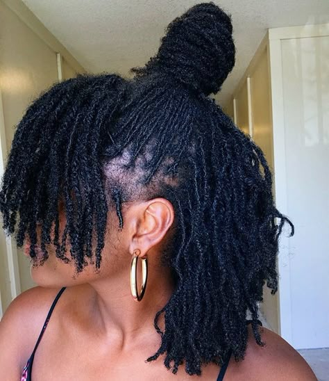 Locs Women, Locs Inspiration, Small Locs, Micro Twists, Locs Styles, Loc Inspiration, Micro Locs, Short Locs Hairstyles, Natural Hair Twists