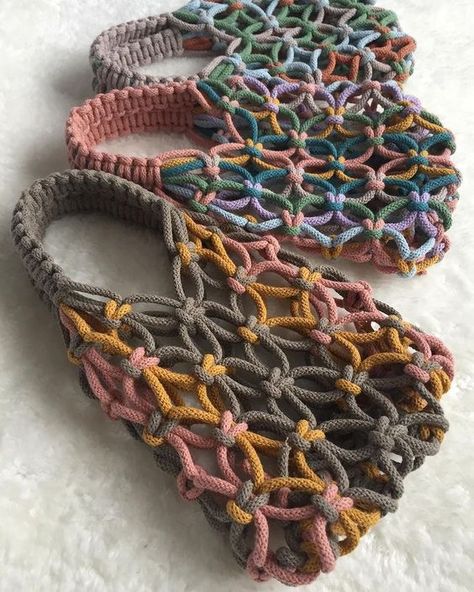 Macrame Tas, Knit Bag, Macrame Knots Pattern, Macrame Wall Hanging Patterns, Crochet Rope, Macrame Patterns Tutorials, Net Bag, Macrame Bag, Macrame Ideas