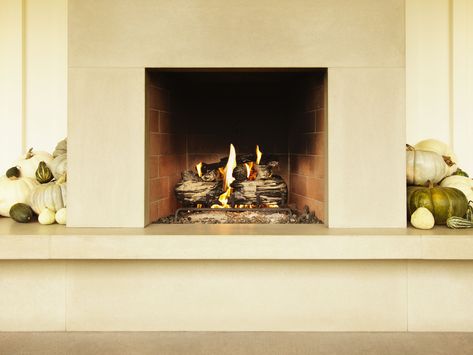 Ventless gas fireplaces are an advantage for homeowners who want a fireplace. Learn the basics of ventless gas fireplaces. Ventless Gas Fireplace Ideas, Gas Fireplace Ideas, Ventless Gas Fireplace, Ventless Gas Logs, Outdoor Fireplace Plans, Diy Outdoor Fireplace, How To Make Headboard, Ventless Fireplace, Gas Fireplace Insert