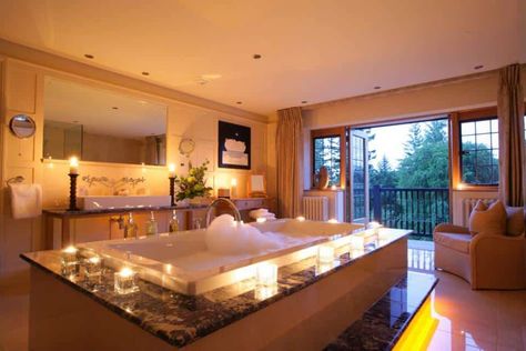 Thinking Of Putting A Hot Tub Inside Your House? Pros & Cons Of Indoor Hot Tub Installation https://homebuilding.thefuntimesguide.com/indoor-hot-tub-installations/ Drømme Bad, Tub Room, Spa Luxe, Indoor Hot Tub, Hot Tub Room, Casa Clean, Spa Like Bathroom, Gorgeous Bathroom, Dream Bathrooms