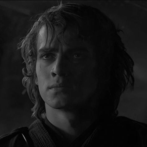 Anakin Skywalker Mustafar, Anakin Skywalker Icon, Star Wars Icon, Anakin Vader, Revenge Of The Sith, Star Wars Anakin, The Sith, Star Wars Women, Hayden Christensen