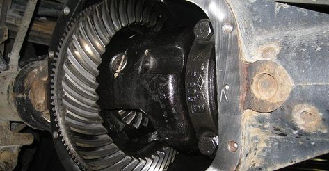 Chevy Ls Engine, Chevy Ls, Dodge Pickup, Automobile Engineering, Automotive Mechanic, Ls Engine, Pinion Gear, Torque Converter, Rear End