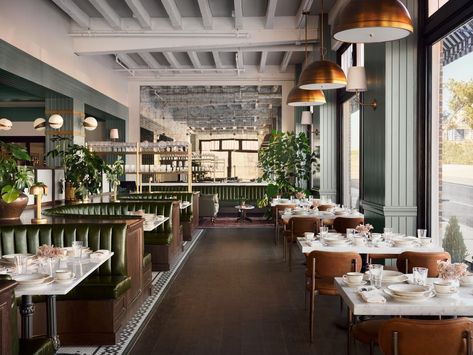 Look inside Chip, Joanna Gaines' new Hotel 1928 Jo Gaines, Upper East Side Apartment, Chip Gaines, Open Hotel, Chip And Jo, Chip And Joanna Gaines, Luxury Boutique Hotel, Classic Southern, Green Tile