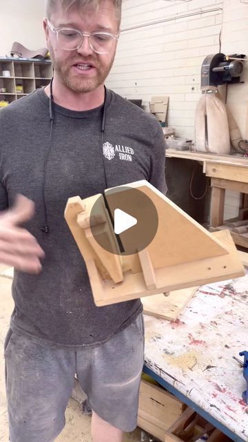 Brian Carlson on Instagram: "Edit: Plans are now posted! Check the post grid. | Answering some questions about my panel wedge. Even with a bench vise larger panels can be very unwieldy. Whereas I have use this to hold refrigerator panels upright while working on them This can be made using about five dollars worth of scrap material. I made mine out of MDF, which is basically hard cardboard and it has held up for years. They can be made smaller or larger to fit your needs." Handyman Hacks, 2x4 Wood Projects, Refrigerator Panels, Bench Vice, Minimalist Chair, Bench Vise, Instagram Edit, Woodworking Inspiration, Free Woodworking Plans