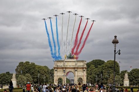 Dive into the heart of French culture with our ultimate guide on How to Celebrate Bastille Day in Paris! Discover the best fireworks spots, traditional French foods to enjoy, and local events that bring the city to life. Perfect for those who want to experience a truly spectacular July 14th in the City of Lights. Save this pin for a colorful and unforgettable celebration! Storming Of The Bastille, Paris Bastille, French Foods, Best Fireworks, Things To Do In Paris, Day In Paris, French Summer, Paris Travel Tips, Paris Summer