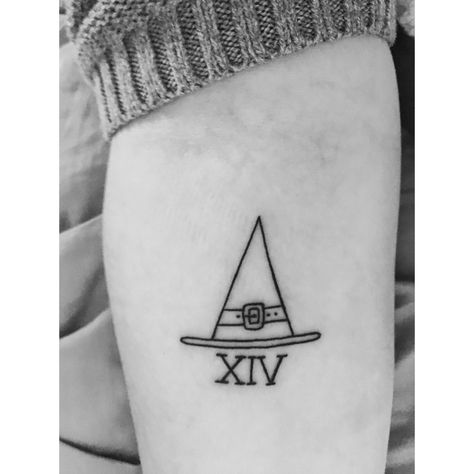 Salem Witch Trial Tattoo. Fourteen women died in Massachusetts. Feminist tattoo. Salem Themed Tattoo, Salem Massachusetts Tattoo Ideas, Salem Witch Trials Tattoo, Salem Massachusetts Tattoo, Salem Tattoo Ideas, Salem Tattoo, Massachusetts Tattoo, Witch Tattoos, Group Tattoos