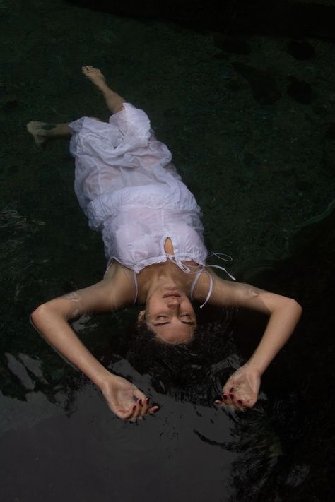 Cottage Core Photoshoot, Recital Poster, Childhood Imagination, Lake Photoshoot, Photography Dark, Water Shoot, Wet Dress, Dark Fall, Water Aesthetic