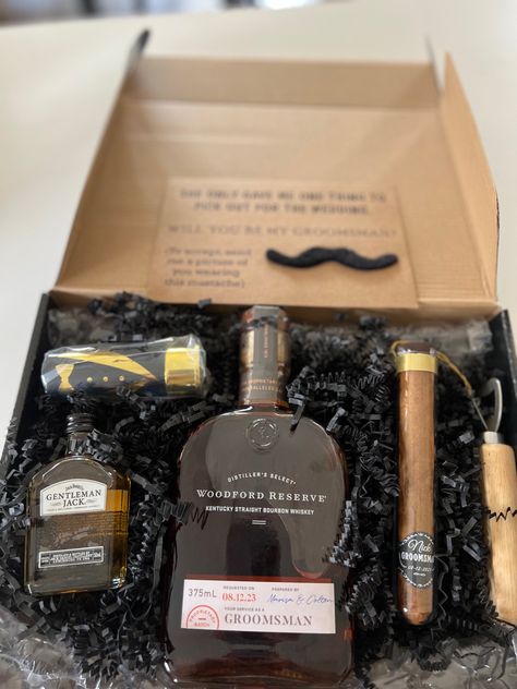 Groomsmen Proposal Bourbon, Ranch Party, Angel Wedding, Groomsman Proposal Box, Groomsmen Proposal Gifts, Bourbon Gifts, Groomsmen Gift Box, Kentucky Straight Bourbon Whiskey, Groomsmen Proposal