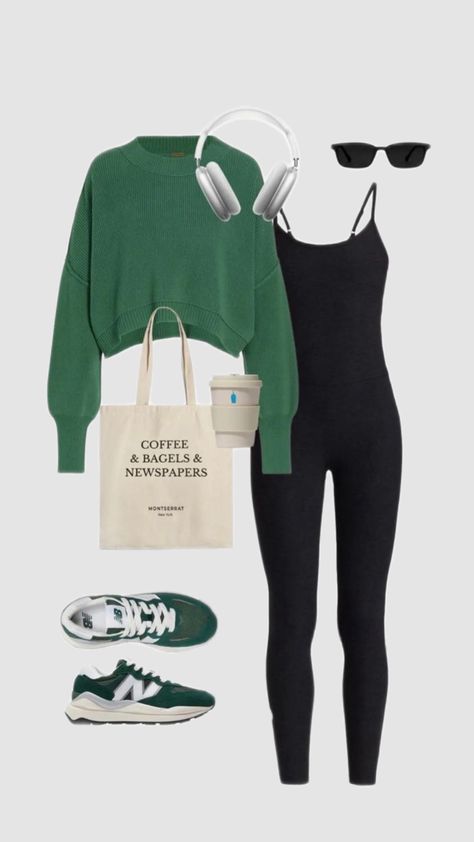 #casual Sport Casual Outfit, Outfits Leggins, Minimalist Wardrobe Capsule, Sports Chic Outfit, Outfit Elegantes, Jumpsuit Outfit, Bodysuit Black, Cute Comfy Outfits, Cold Weather Outfits