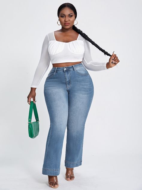 SHEIN SXY Plus Button Front Flared Leg Jeans Style Flair Jeans, Jeans Outfits Plus Size, Flared Jeans Outfits, Flare Jean Outfit, Shein Plus Size, Plus Size Denim, Flare Leg Jeans, Curvy Girl Outfits, Big Girl