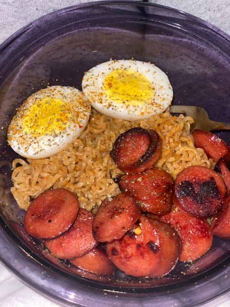 Beef ramen Hard boiled egg Roger Wood spicy snoked sausage Old bay seasoning Garlic powder Onion powder Eat! Ramen With Sausage And Egg, Ramen Boiled Egg, Ramen With Boiled Egg, Ramen With Sausage, Ramen Boiled Egg Recipe, Boiled Egg Meals, Sausage Ramen, Onion Boil, Ramen With Egg