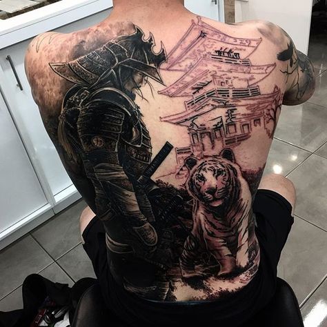 The 70 Best Samurai Tattoos for Men | Improb Samurai Back Tattoo, Yakuza Style Tattoo, Guerriero Samurai, Backpiece Tattoo, Samurai Tattoo Design, Tiger Tattoo Design, Full Back Tattoos, Geniale Tattoos, Warrior Tattoo