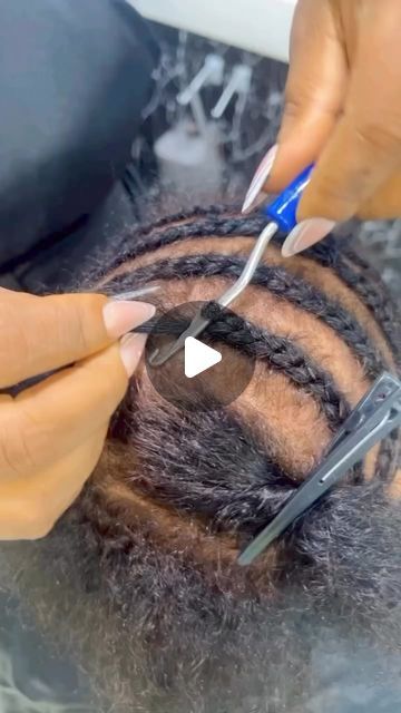 Hair So Layed Its UnBWeaveAble on Instagram: "What do you think about this method for braiding ?!😳🤔" Crotchet Braid Pattern, Short Hair Glasses, Alopecia Hairstyles, Hair Barber, Runway Hair, Braid Inspiration, Braid Patterns, Hair Extensions Best, Healthy Hair Journey