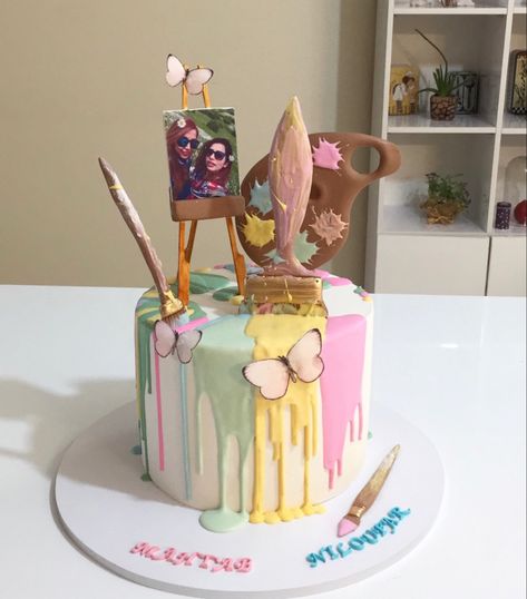 Cake Ideas For Artists, Cake Design For Artist, Artist Cake Ideas Birthday, Artist Cake Birthday, Cake For Painter Artists, Painting Cake Ideas Birthday, Birthday Cake Artist, Birthday Cake For Artist, Art Themed Cake