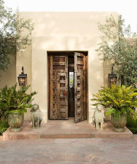 Beautiful Front Doors, Adobe House, Casas Coloniales, Spanish Style Homes, Casa Exterior, Desert Homes, Mediterranean Home, Spanish House, Mission Style