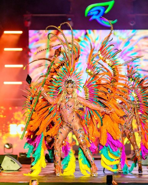 But have you checked the detail on this costume tho 😮😍? Trinidad Carnival 2025 Band Launch season with @yumavibe . Avionne slayed in this opening piece by @rawlepermanand ! 💄: @__glambyshan__ Our booking link for Trinidad Carnival 2025 is now open and slots are already being filled. Disclaimer: Glam hub takes no claim to makeup or hair in these videos. We were just there to support YUMA #carnivalglamhub #glamhubtrinidad #trinidadbandlaunchseason #yumabandlaunch #yumans #carnivalmakeupa... Hair Photoshoot, Trinidad Carnival, Carnival Makeup, Caribbean Carnival, Super Bikes, Now Open, Trinidad, Trinidad And Tobago, Slots