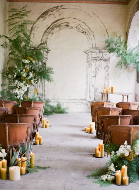 candles with greenery for a romantic wedding aisle Traditional Mexican Wedding, Destination Wedding Themes, Hacienda Wedding, Hipster Wedding, Wedding Ceremony Ideas, Wedding Ceremony Traditions, Yosemite Wedding, Winter Wedding Decorations, Boda Mexicana