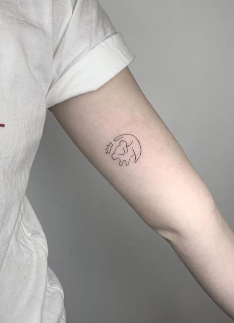 Lion King Small Tattoo Ideas, Simba Outline Tattoo, Cute Small Lion Tattoos, Small Simba Tattoo, Lion King Tattoo For Women, Simba And Nala Tattoo, Mini Lion Tattoo, Little Lion Tattoo, Lion King Tattoo Ideas