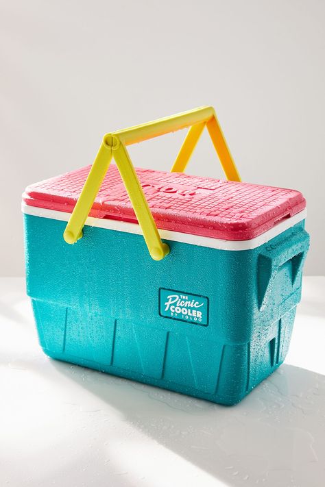 Igloo Picnic, Retro Picnic, Picnic Cooler, Inflatable Chair, Picnic Essentials, Beach Necessities, 타이포그래피 포스터 디자인, Sustainable Kitchen, Glass Storage Jars