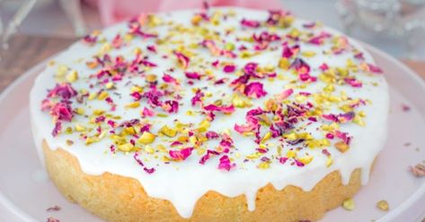 Vegan Persian Pistachio-Rose Love Cake Pistachio Rose, Springform Pan Cake, Cake Rack, Food Issues, Almond Cake, Rose Perfume, Cake Lace, Dried Rose Petals, Rose Cake