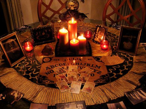 Spirit connections through several types of mediums-- how cool! Seance Room, Halloween Tablescape, Night Circus, Love Spell Caster, Port Elizabeth, Fantasias Halloween, Psychic Reading, Durban, Samhain