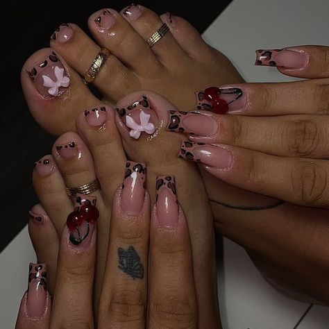 LUXURY CHARLESTON NAILTECH ♱ on Instagram: "Who doesn’t love a matching set?! 😻🍒🐆🎀  Medium fill + intermediate nail art + acrylic toe fill freestyle   #selftaughtnailtech #ladsonnailtech #charlestonnailtech #summervillenailtech #cheetahnails #acrylicnails #acrylictoes #toesbbl #toebbl #prettyfeetgang #prettytoes #toeslovers #cherrynails" Acrylic Nail And Toes Matching Ideas, Nail Art Coffin, Cute Nails And Toes Matching, I Love Me Nails Design, Matching Toe And Nail Set, Matching Toes And Nails Acrylic, Matching Set Nails And Toes, Short Nails And Toes Matching, Matching Toes And Nails Ideas