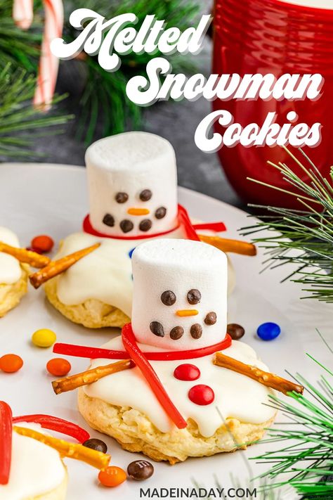 Make the cutest cookies this year! Melted Snowman Cookies made with marshmallows, white chocolate and a box of cake mix. Perfect for parties or cookie exchanges! melting snowman cookies, melted snowman cookie recipe, melted snowman treats, Cherry Cheesecake Dump Cake, Cheesecake Dump Cake, Snowman Cookies Recipe, Snowmen Cookies, Melted Snowman Cookies, Snowman Treats, Cookies From Scratch, Snowman Cake, Melted Snowman