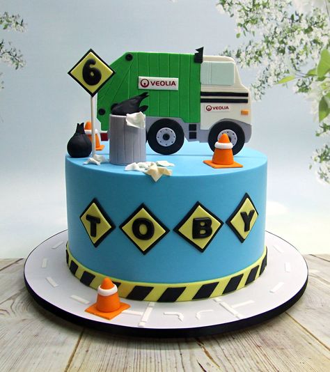 Garbage Truck cake Garbage Cake Ideas, Garbage Truck Themed Cake, Bin Lorry Birthday Cake, Garbage Truck Birthday Party Cake, Bin Lorry Cake, Bin Truck Cake, Garbage Truck Cakes For Boys, Garbage Cake, Trash Truck Birthday Cake