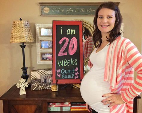 Danielle's 20 Week quintuplet Belly Pic Quintuplets Pregnancy, Pregnant Belly Photos, 20 Weeks Pregnant Belly, Adam And Danielle Busby, It's A Buzz World, 22 Weeks Pregnant, Big Pregnant, Belly Pics, 20 Weeks Pregnant