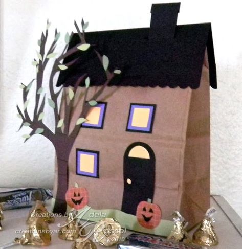 Crafts For Kids Halloween, Preschool Crafts For Kids, Halloween Paper Bags, Haunted House Craft, Halloween Haunted House Decorations, House Craft, Roof Windows, Paper Bag Crafts, Halloween Preschool