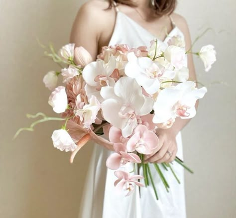 Hand Bouquet Wedding Orchid, Blush Orchid Bouquet, Orchid Hand Bouquet, Pink Orchid Bouquet, Pink Orchids Bouquet, Ranunculus Bridal Bouquet, White Orchid Bouquet, Modern Bridal Bouquets, Brides Flowers Bouquet