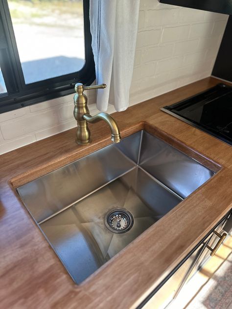 How to Replace Your RV Sink (+12 Beautiful Bathroom Sinks) Camper Sink, Remodeled Rv, Bathroom Sink Remodel, Replacing Kitchen Sink, Messy Painting, Sink Dimension, Rv Sink, Stainless Appliances Kitchen, Contemporary Sink